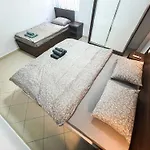 2 Bedroom 1142 *