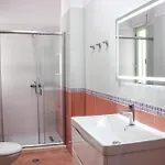 2 Bedroom 1142 *