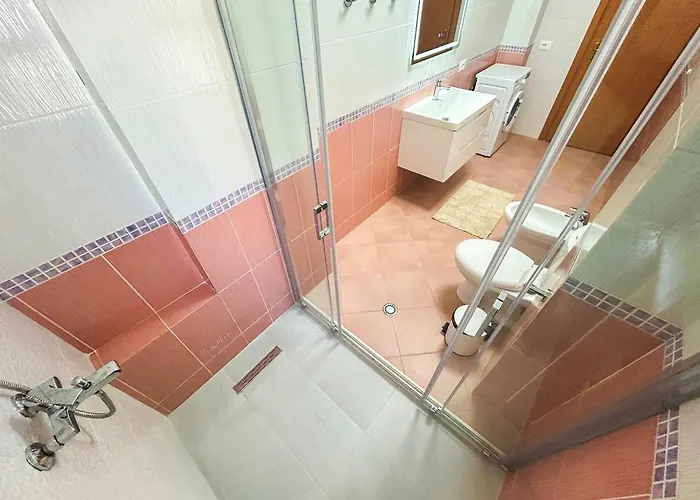 Apartment 2 Bedroom 1142