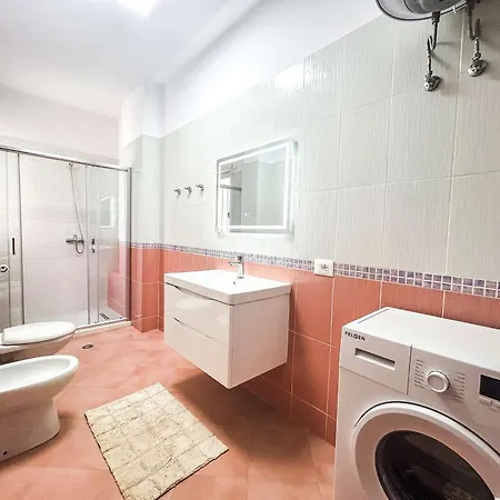 Apartment 2 Bedroom 1142