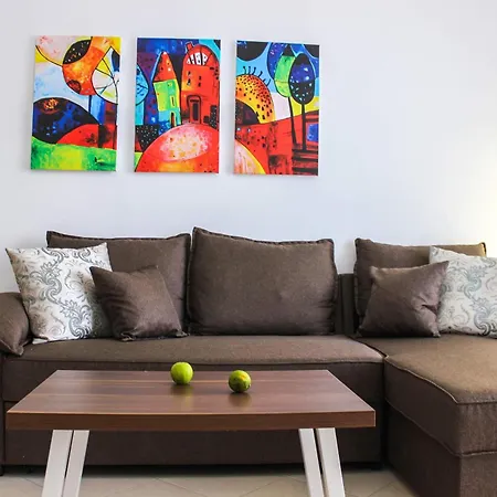 2 Bedroom 1142 Apartment