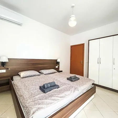 2 Bedroom 1142 * Durres