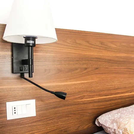 2 Bedroom 1142 Apartment