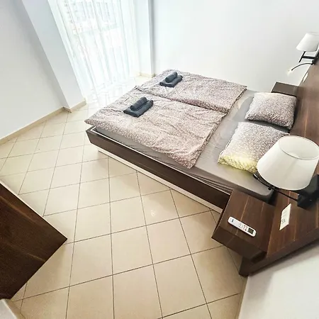 Apartment 2 Bedroom 1142