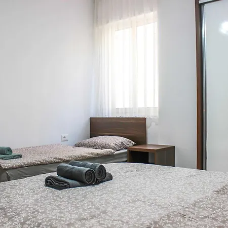 2 Bedroom 1142 Daire