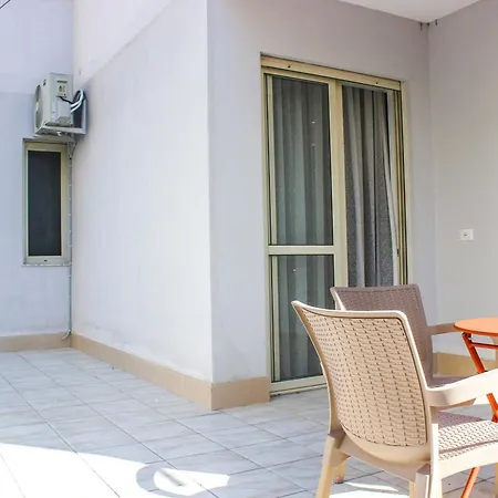 2 Bedroom 1142