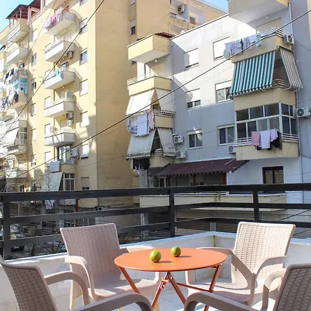 2 Bedroom 1142 Daire *