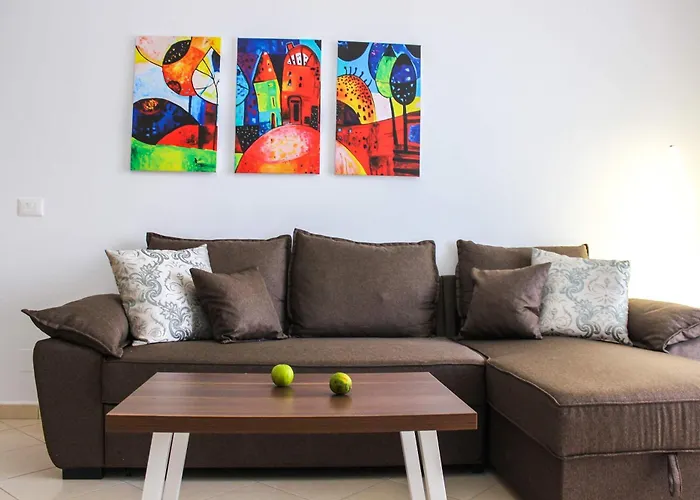 2 Bedroom 1142 Apartament